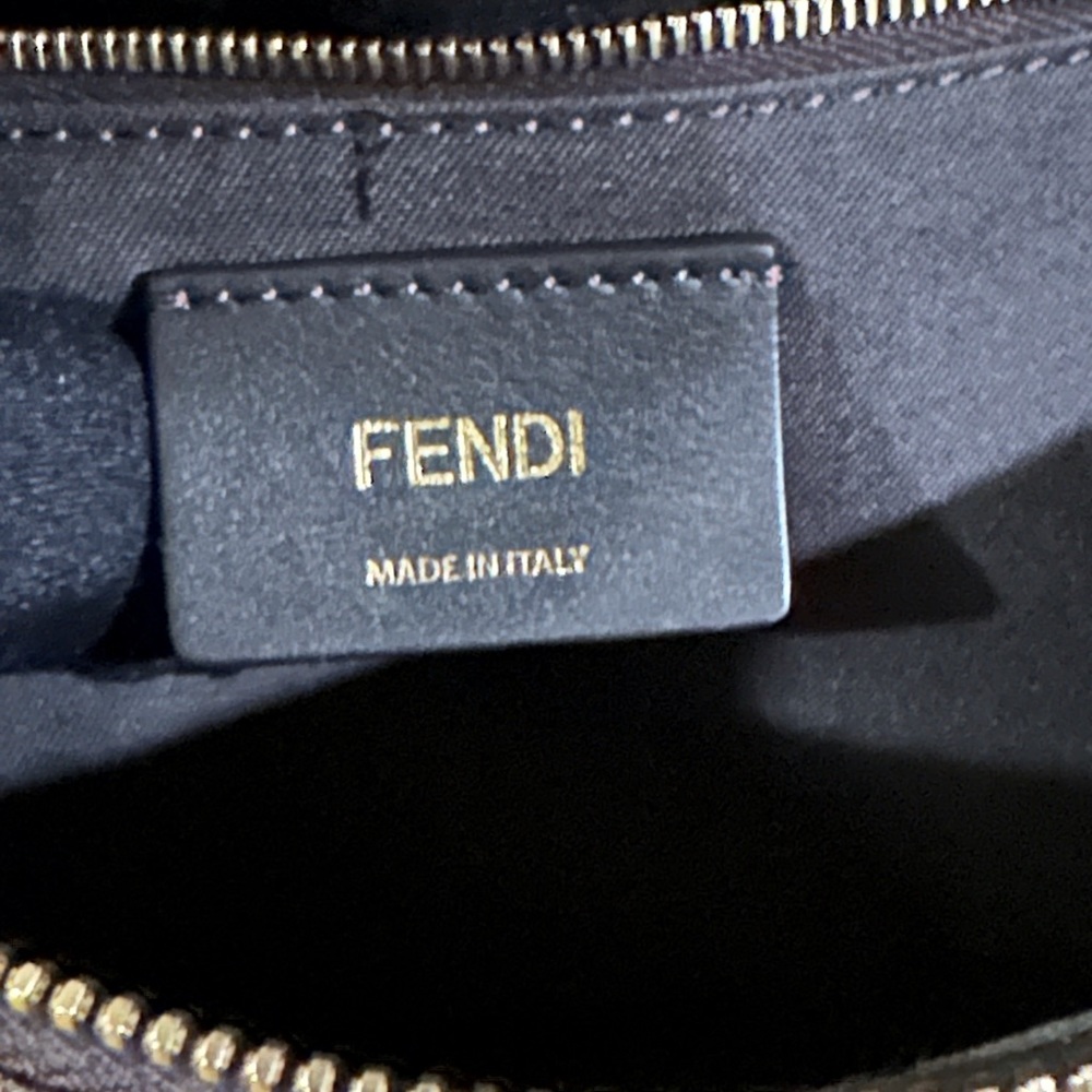 🛑SOLD🛑❤️‍🔥❤️‍🔥❤️‍🔥Authentic Brand New FENDI Bum Bag - Picture 9 of 13